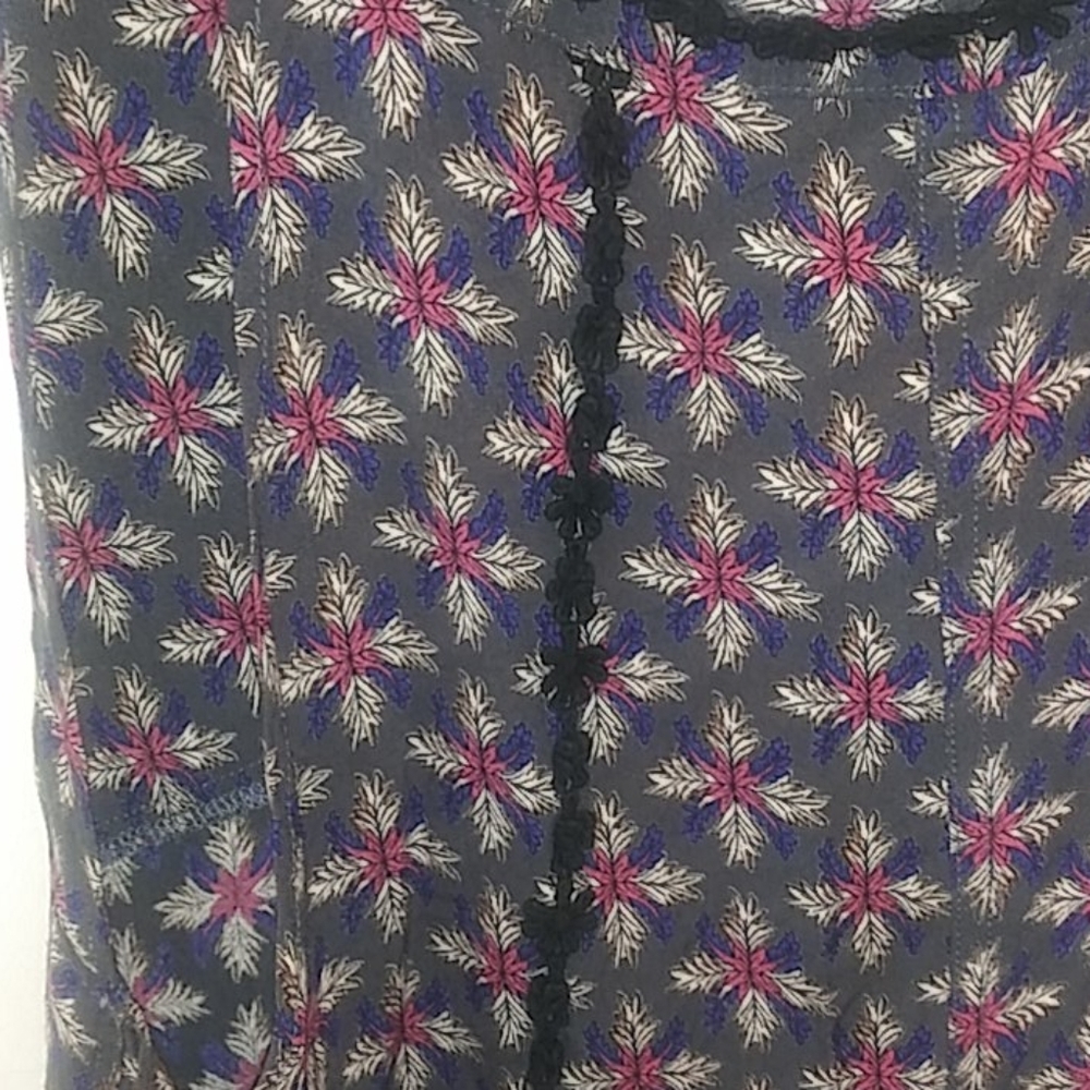 Floral Sleeveless Romper Size M - Picture 5 of 8